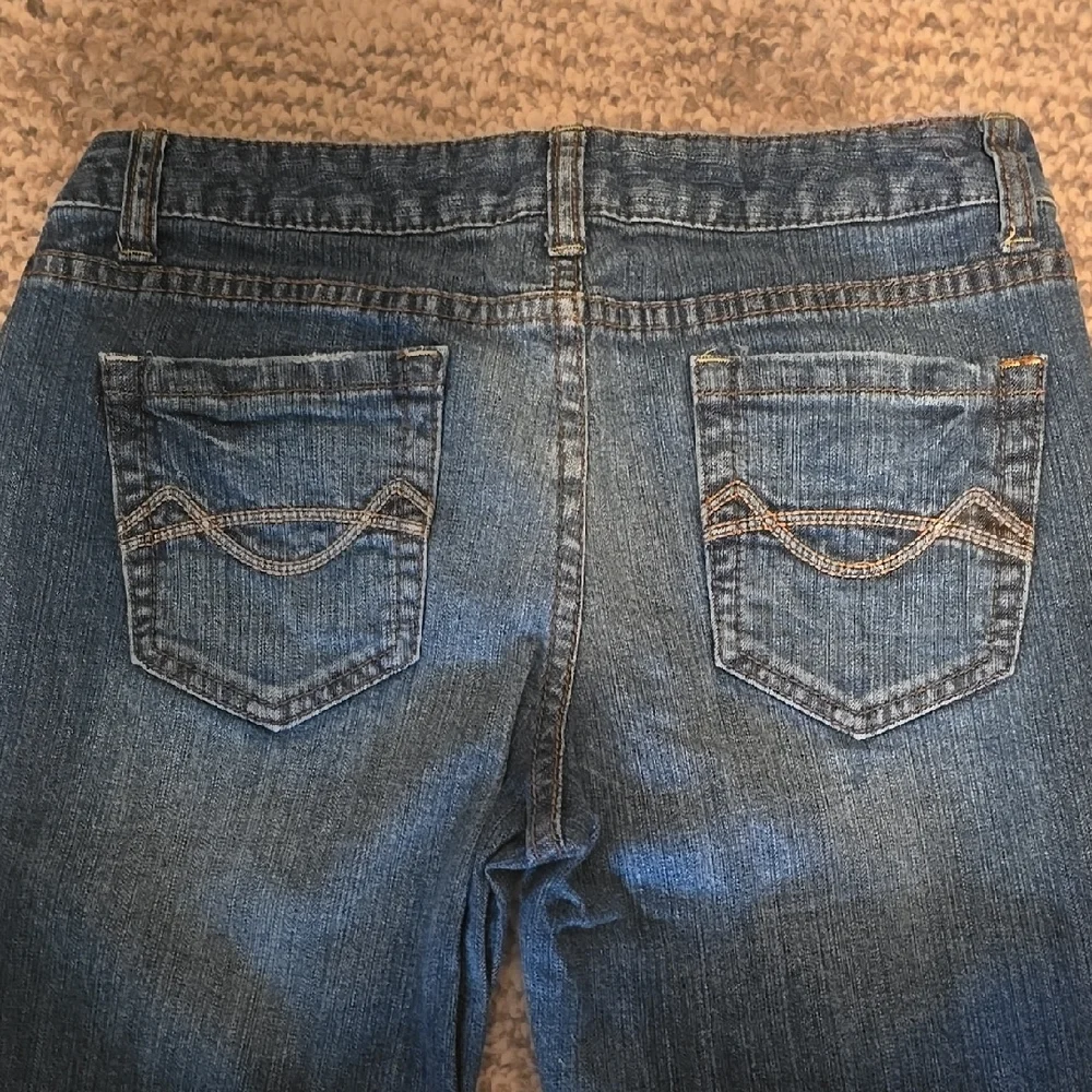 Missimo Supply Co. Women's Blue Jeans - Picture 2 of 4